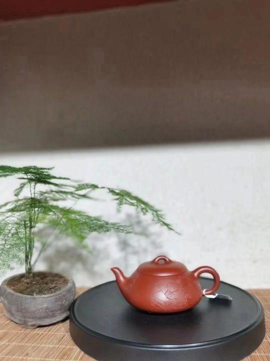 汉棠石瓢 作者：邵雪群 容量：210cc 泥料：原矿朱泥